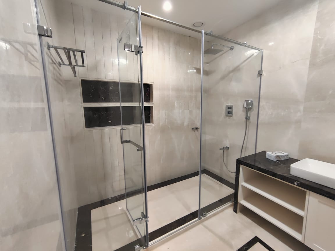 Supplied all sanitaryware and tiles - Alliance Prestige